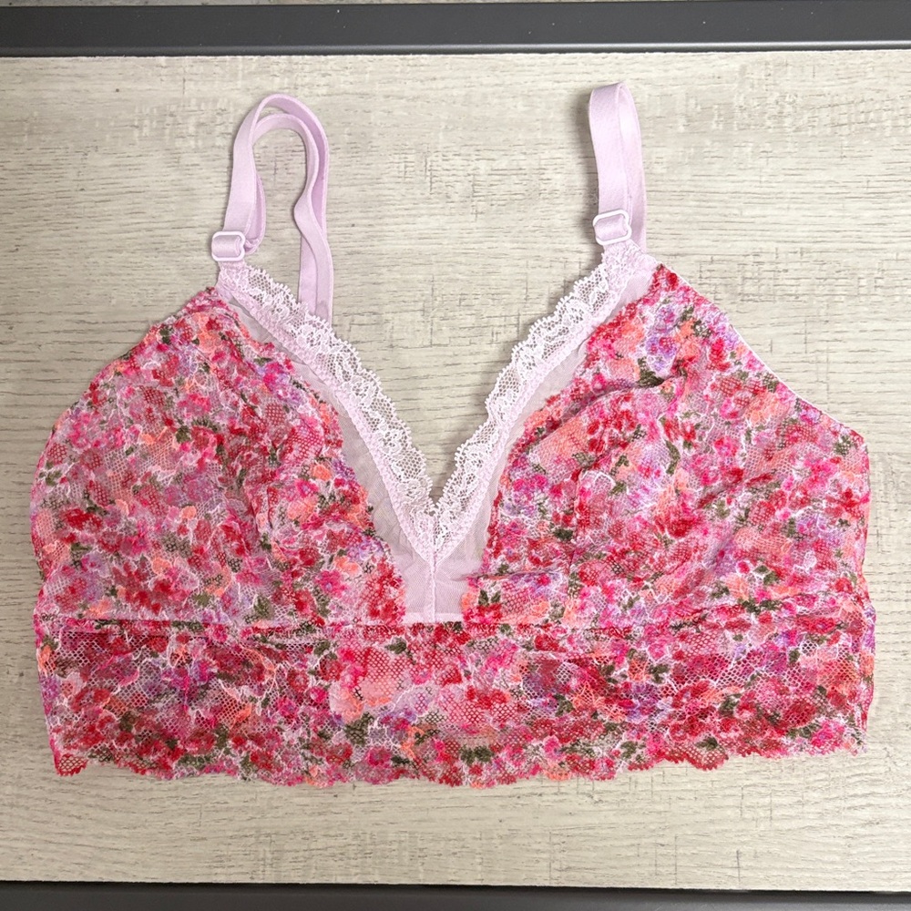 PINK Victoria’s Secret Lace Bralette in Floral Print XS